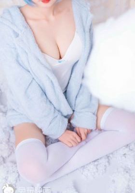 日韩偷拍在线_超清在线观看完整版